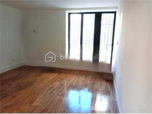 studio à la vente -   30000  NIMES, surface 28 m2 vente studio - UBI456356945